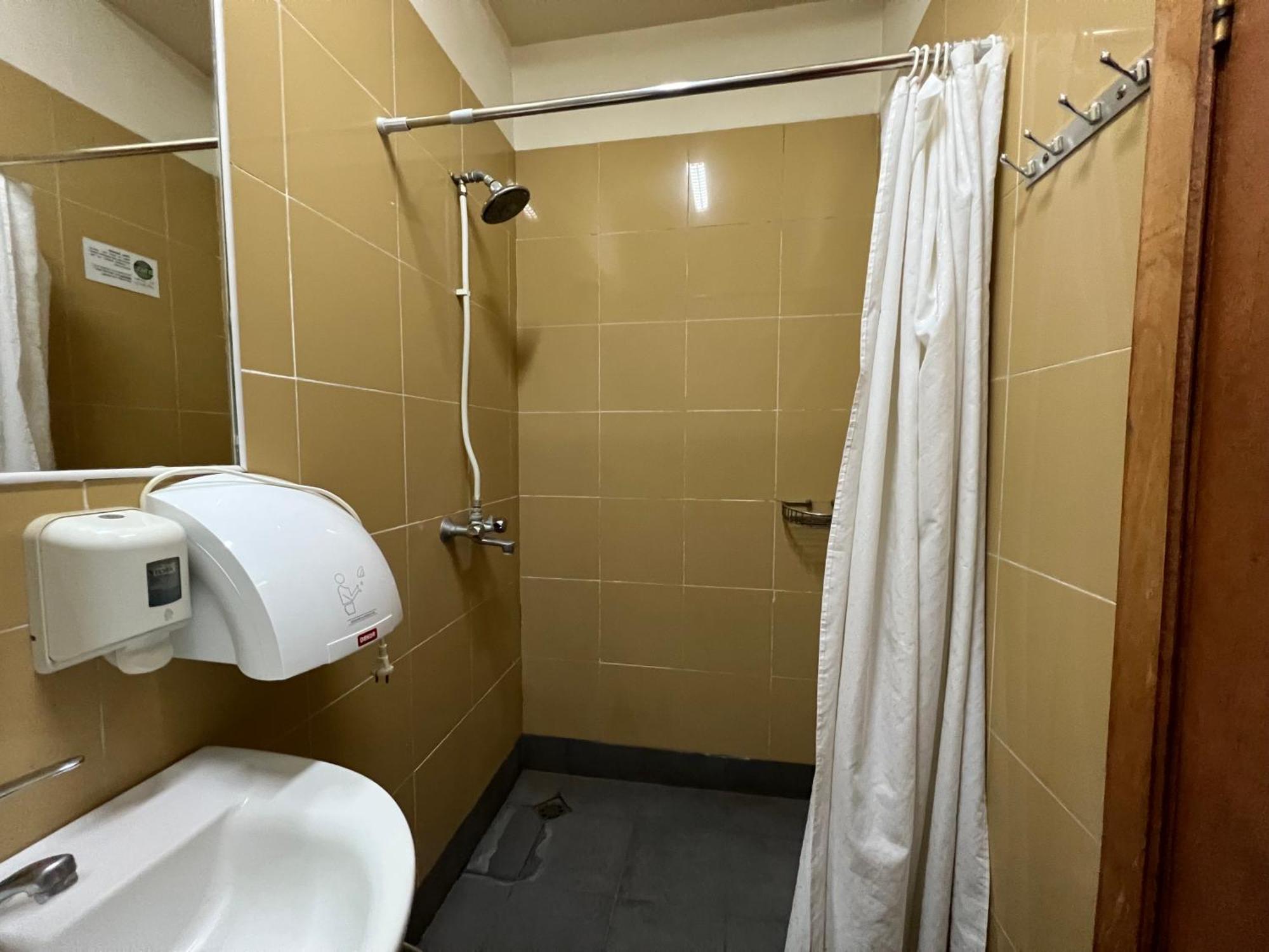 Envoy Hostel&Tours Erivan Exterior foto